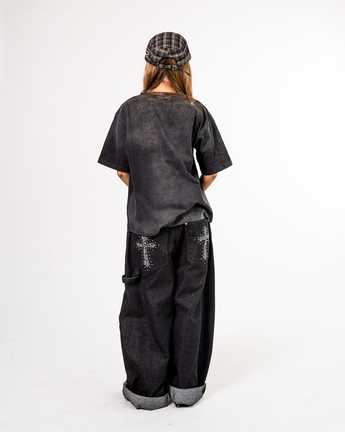Boxy Cropped Tee in Sun Faded Black