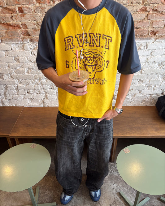 COLLEGE RAGLAN TEE YELLOW/BLUE